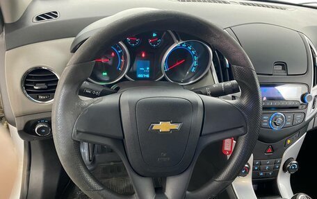 Chevrolet Cruze II, 2014 год, 739 000 рублей, 9 фотография