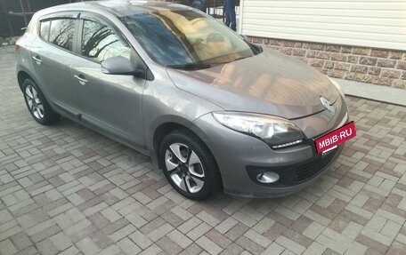 Renault Megane III, 2013 год, 999 000 рублей, 2 фотография