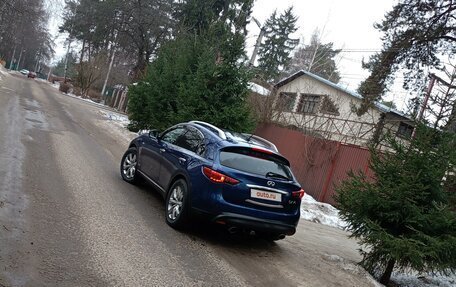 Infiniti QX70, 2015 год, 2 300 000 рублей, 3 фотография