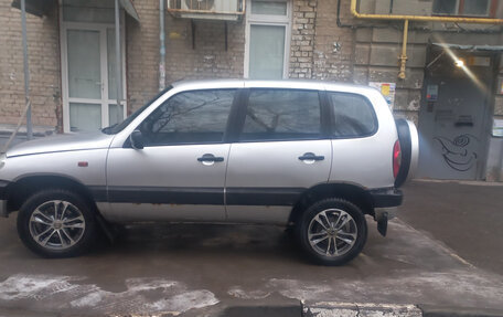 Chevrolet Niva I рестайлинг, 2004 год, 450 000 рублей, 13 фотография