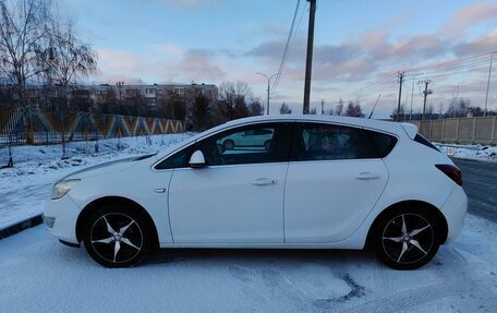 Opel Astra J, 2010 год, 630 000 рублей, 6 фотография