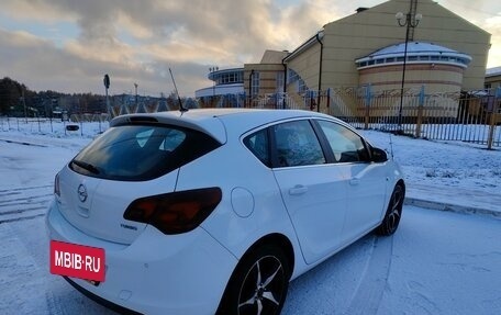 Opel Astra J, 2010 год, 630 000 рублей, 3 фотография