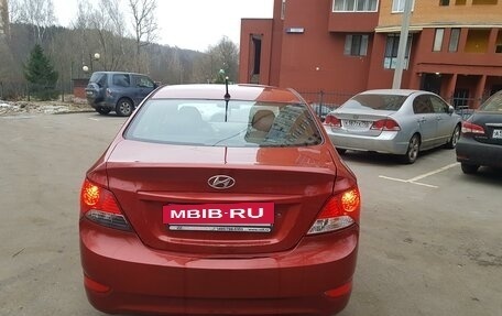 Hyundai Solaris II рестайлинг, 2012 год, 750 000 рублей, 3 фотография