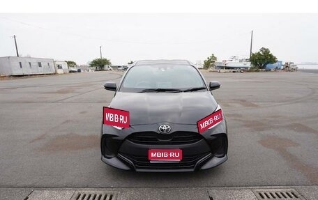 Toyota Yaris, 2023 год, 2 265 000 рублей, 1 фотография