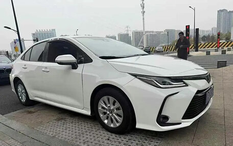 Toyota Corolla, 2022 год, 1 279 000 рублей, 3 фотография