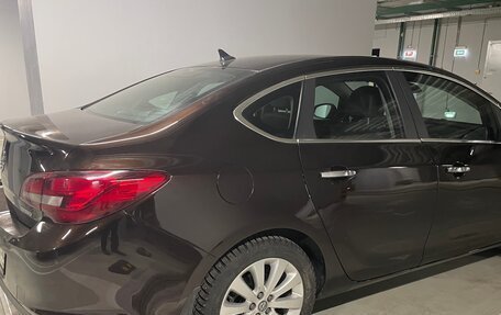 Opel Astra J, 2013 год, 1 560 000 рублей, 34 фотография