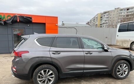 Hyundai Santa Fe IV, 2018 год, 3 240 000 рублей, 4 фотография