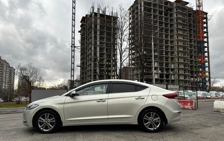 Hyundai Elantra VI рестайлинг, 2017 год, 1 600 000 рублей, 4 фотография