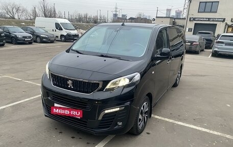 Peugeot Traveller I, 2021 год, 5 450 000 рублей, 2 фотография