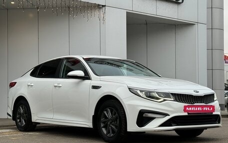 KIA Optima IV, 2019 год, 1 990 000 рублей, 5 фотография