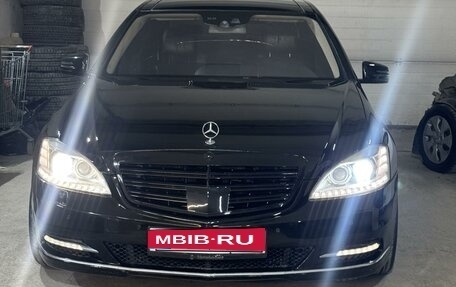 Mercedes-Benz S-Класс, 2010 год, 1 600 000 рублей, 3 фотография