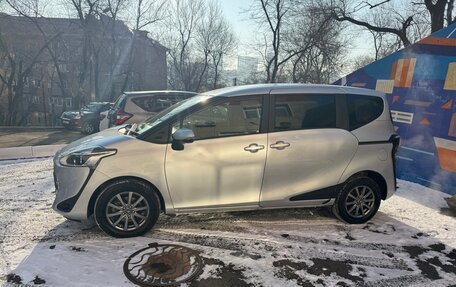 Toyota Sienta II, 2019 год, 1 400 000 рублей, 6 фотография