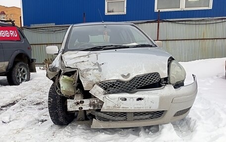 Toyota Vitz, 2002 год, 230 000 рублей, 2 фотография