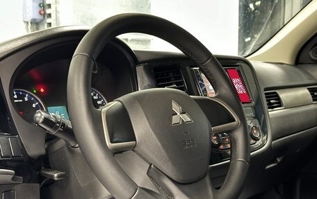 Mitsubishi Outlander III рестайлинг 3, 2012 год, 1 260 000 рублей, 8 фотография