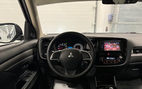 Mitsubishi Outlander III рестайлинг 3, 2012 год, 1 260 000 рублей, 18 фотография