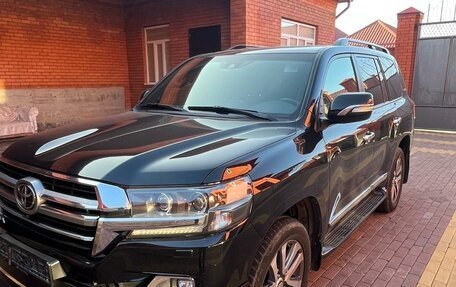 Toyota Land Cruiser 200, 2016 год, 6 500 000 рублей, 1 фотография