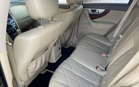 Infiniti FX II, 2011 год, 2 600 000 рублей, 10 фотография