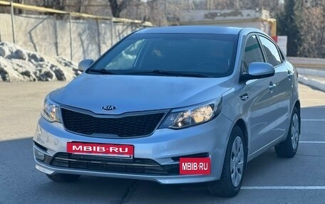 KIA Rio III рестайлинг, 2016 год, 930 000 рублей, 2 фотография