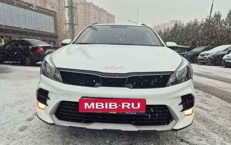 KIA Rio IV, 2021 год, 1 590 000 рублей, 5 фотография