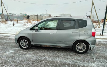 Honda Fit III, 2004 год, 269 000 рублей, 4 фотография