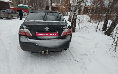 Toyota Camry, 2006 год, 850 000 рублей, 2 фотография