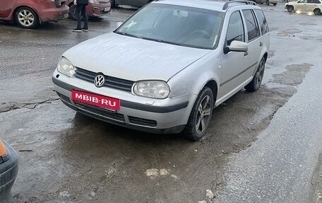 Volkswagen Golf IV, 2003 год, 350 000 рублей, 2 фотография