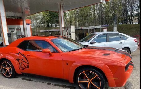 Dodge Challenger III рестайлинг 2, 2008 год, 3 600 000 рублей, 3 фотография