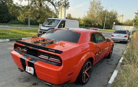 Dodge Challenger III рестайлинг 2, 2008 год, 3 600 000 рублей, 6 фотография