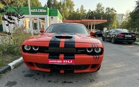 Dodge Challenger III рестайлинг 2, 2008 год, 3 600 000 рублей, 10 фотография