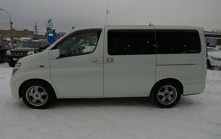 Nissan Elgrand III, 2002 год, 1 400 000 рублей, 4 фотография