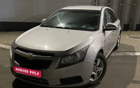 Chevrolet Cruze II, 2009 год, 780 000 рублей, 7 фотография