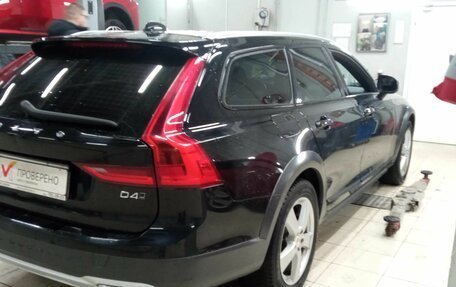 Volvo V90 Cross Country I рестайлинг, 2019 год, 3 224 000 рублей, 3 фотография