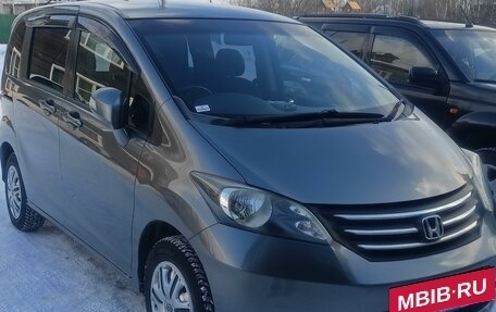 Honda Freed I, 2011 год, 1 199 999 рублей, 7 фотография