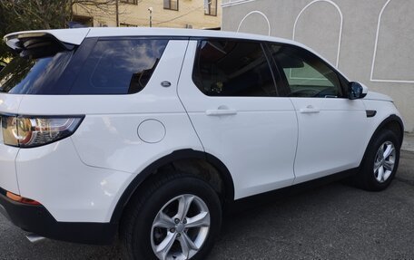 Land Rover Discovery Sport I рестайлинг, 2018 год, 2 690 000 рублей, 3 фотография