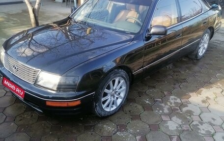 Lexus LS III, 1995 год, 700 000 рублей, 2 фотография