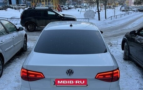 Volkswagen Jetta VI, 2016 год, 1 450 000 рублей, 2 фотография