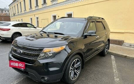 Ford Explorer VI, 2013 год, 2 850 000 рублей, 2 фотография