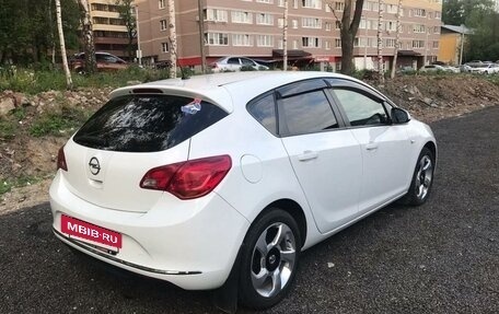 Opel Astra J, 2012 год, 750 000 рублей, 3 фотография