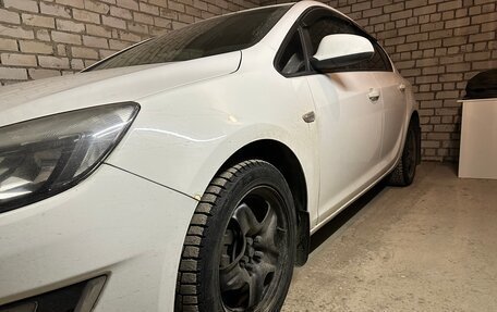 Opel Astra J, 2012 год, 750 000 рублей, 33 фотография