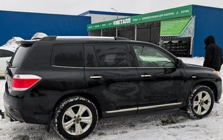 Toyota Highlander III, 2012 год, 2 000 000 рублей, 13 фотография