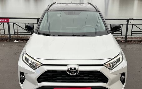 Toyota RAV4, 2021 год, 4 400 000 рублей, 5 фотография