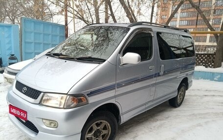 Toyota Regius, 1997 год, 900 000 рублей, 1 фотография