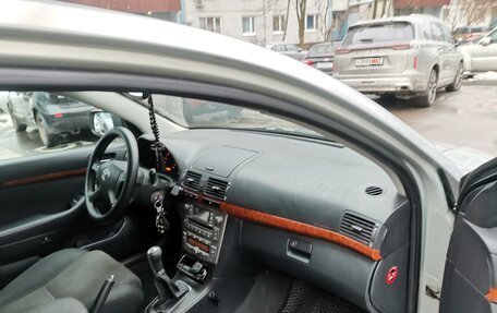 Toyota Avensis III рестайлинг, 2007 год, 750 000 рублей, 4 фотография