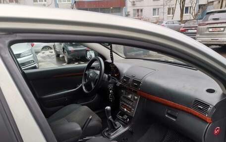 Toyota Avensis III рестайлинг, 2007 год, 750 000 рублей, 2 фотография