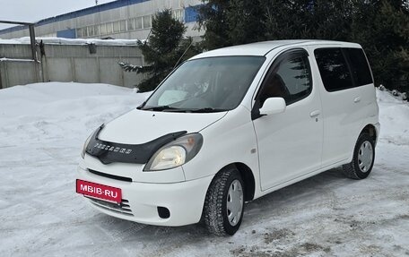 Toyota FunCargo, 2000 год, 550 000 рублей, 2 фотография