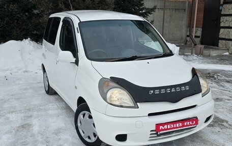 Toyota FunCargo, 2000 год, 550 000 рублей, 16 фотография