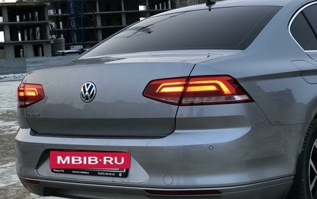 Volkswagen Passat B8 рестайлинг, 2018 год, 2 480 000 рублей, 6 фотография