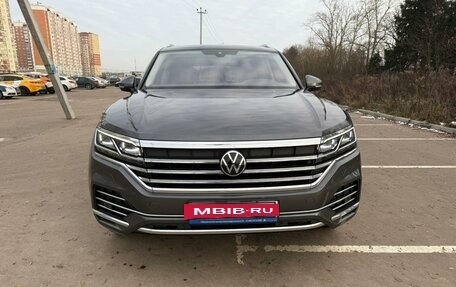 Volkswagen Touareg III, 2021 год, 7 295 000 рублей, 2 фотография