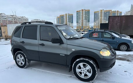 Chevrolet Niva I рестайлинг, 2011 год, 15 фотография