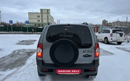 Chevrolet Niva I рестайлинг, 2011 год, 13 фотография